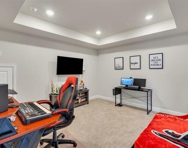 4130 Beale Street - Photo Thumbnail 18
