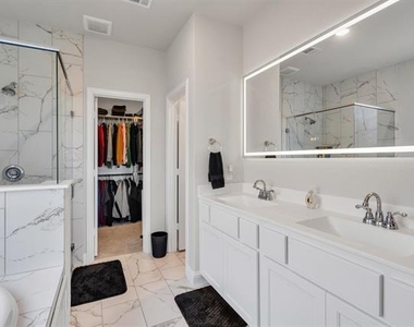 4130 Beale Street - Photo Thumbnail 12