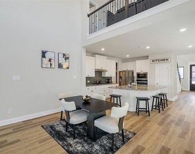 4130 Beale Street - Photo Thumbnail 7
