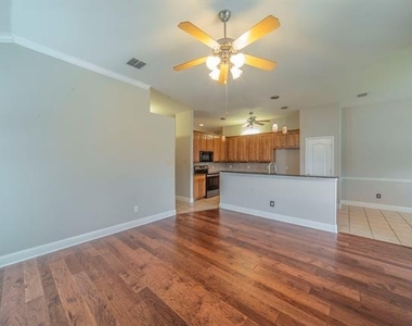 8249 Fall Crest Drive - Photo Thumbnail 6