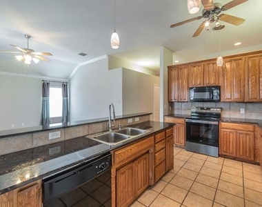 8249 Fall Crest Drive - Photo Thumbnail 8