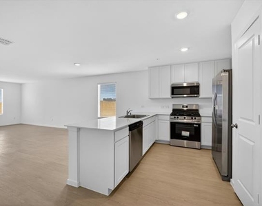 3703 Longleaf Drive - Photo Thumbnail 4