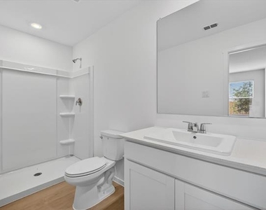 3703 Longleaf Drive - Photo Thumbnail 12