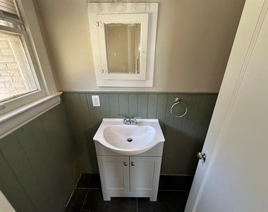 736 Mulberry Street - Photo Thumbnail 11