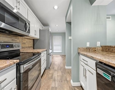2955 Country Place Circle - Photo Thumbnail 11