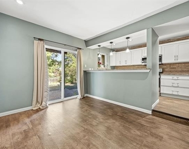 2955 Country Place Circle - Photo Thumbnail 7