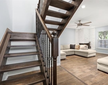 2955 Country Place Circle - Photo Thumbnail 2