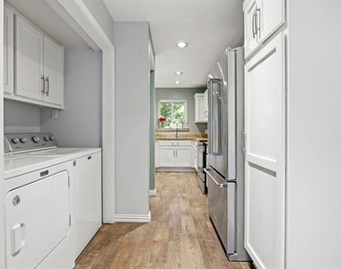 2955 Country Place Circle - Photo Thumbnail 12