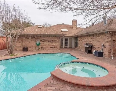 16209 Havenglen Drive - Photo Thumbnail 19