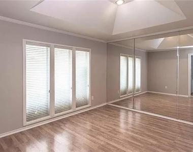 16209 Havenglen Drive - Photo Thumbnail 4