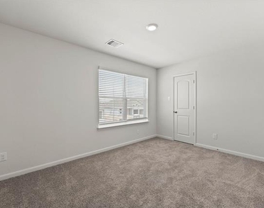 1321 Wind Drift Way - Photo Thumbnail 9