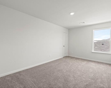 1321 Wind Drift Way - Photo Thumbnail 8