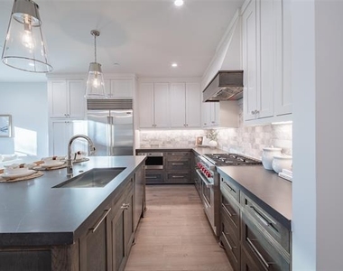 4529 Emerson Avenue - Photo Thumbnail 6