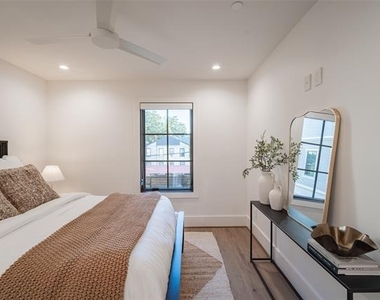 4529 Emerson Avenue - Photo Thumbnail 17