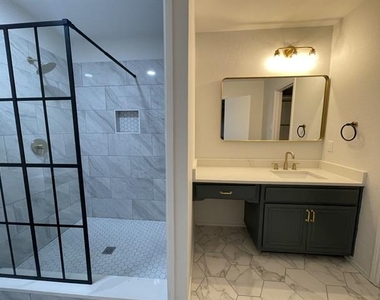 5600 Northstar Lane - Photo Thumbnail 7