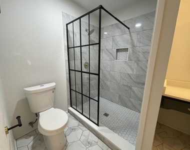 5600 Northstar Lane - Photo Thumbnail 6