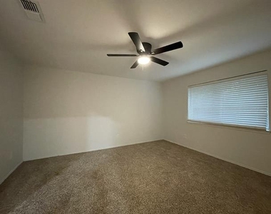 5600 Northstar Lane - Photo Thumbnail 5