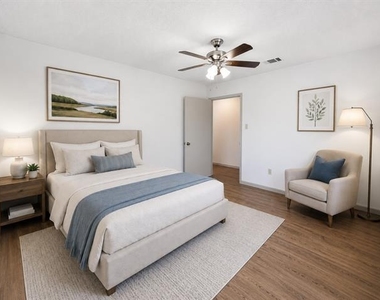 2401 Stephen Lee Drive - Photo Thumbnail 23