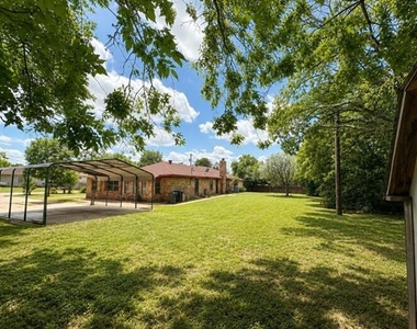 2401 Stephen Lee Drive - Photo Thumbnail 34