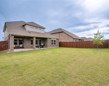 10125 Kayak Street - Photo Thumbnail 19
