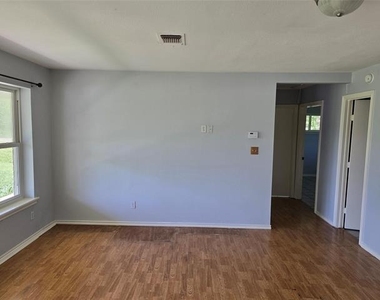9192 County Road 423 - Photo Thumbnail 2