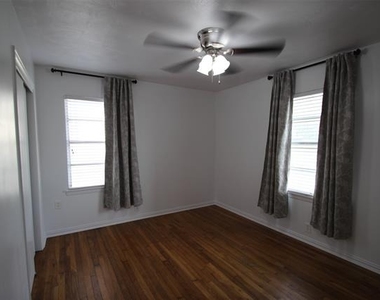 1921 Deborah Drive - Photo Thumbnail 17
