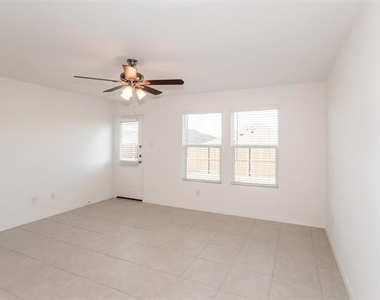 5720 Rockrose Lane - Photo Thumbnail 2