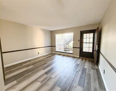 5001 Bowser Avenue - Photo Thumbnail 5