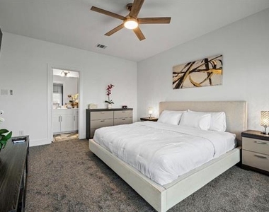 802 Resort Drive - Photo Thumbnail 33