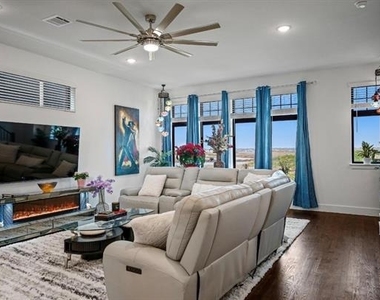 802 Resort Drive - Photo Thumbnail 10