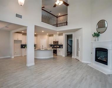 1304 Wildflower Way - Photo Thumbnail 2