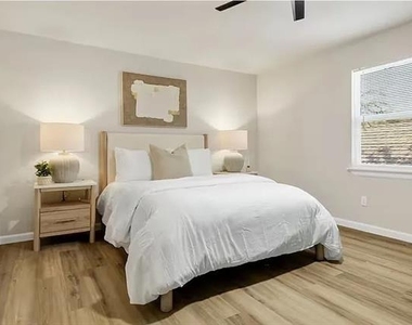 9690 Fallbrook Drive - Photo Thumbnail 22