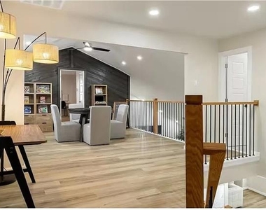 9690 Fallbrook Drive - Photo Thumbnail 12