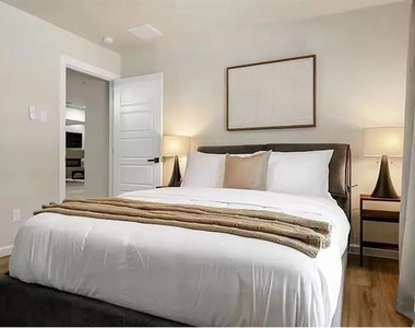 9690 Fallbrook Drive - Photo Thumbnail 14