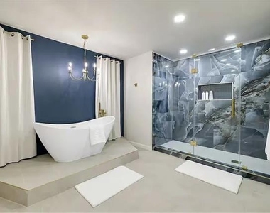 9690 Fallbrook Drive - Photo Thumbnail 10
