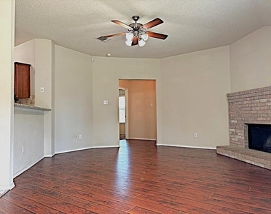 9805 Nixon Drive - Photo Thumbnail 14