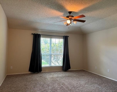 9805 Nixon Drive - Photo Thumbnail 38