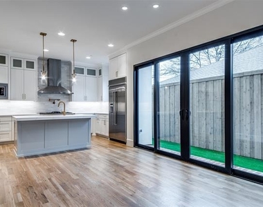 4403 Glenwick Lane - Photo Thumbnail 5