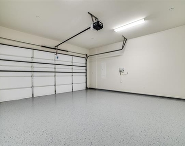 4403 Glenwick Lane - Photo Thumbnail 27
