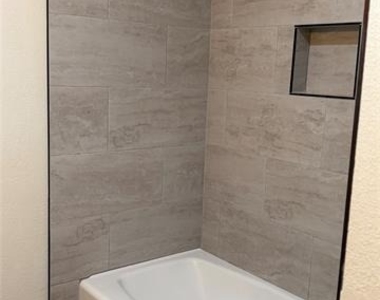 5180 Western Plains Avenue - Photo Thumbnail 17