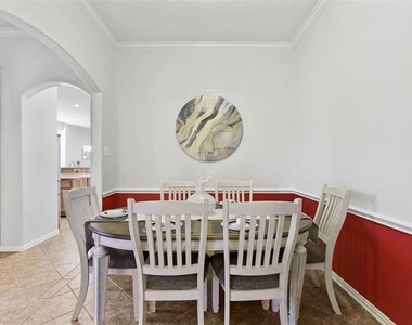11086 Mansfield Drive - Photo Thumbnail 9