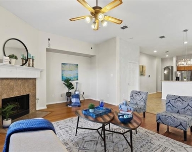 11086 Mansfield Drive - Photo Thumbnail 4