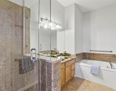 11086 Mansfield Drive - Photo Thumbnail 20