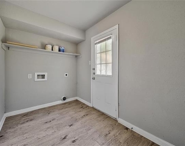 10071 Woodhollow Drive - Photo Thumbnail 19