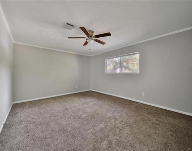 10071 Woodhollow Drive - Photo Thumbnail 12