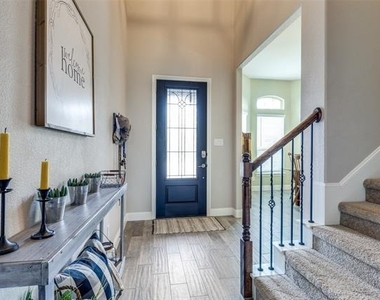 672 Harris Ridge Drive - Photo Thumbnail 1