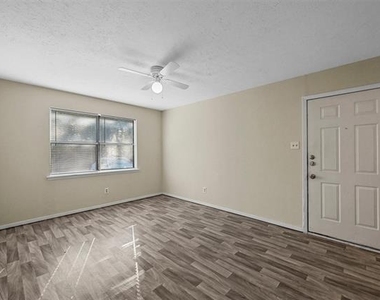 505 N Morris Street - Photo Thumbnail 10