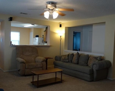 7109 Bountiful Grove Drive - Photo Thumbnail 3