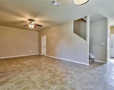 702 E College Street - Photo Thumbnail 17