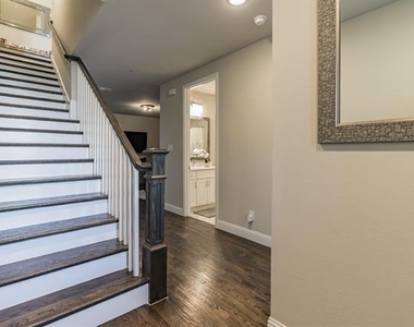 8511 Jacobs Street - Photo Thumbnail 2